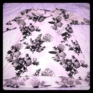 Lularoe large  Lynnae